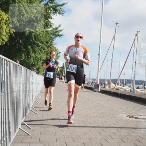 17.08.2025 - KN Förde Triathlon 2025 KatJ http://msf.ph/oto/8590458 17.08.2025 10:17:23 Laufen 103, 176, 180, 244 meine-sportfotos.de