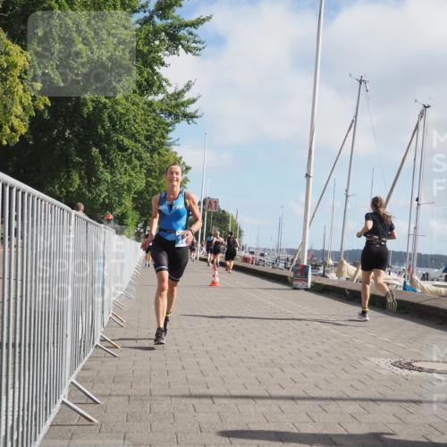 17.08.2025 - KN Förde Triathlon 2025 KatJ http://msf.ph/oto/8590503 17.08.2025 10:17:26 Laufen 103, 176, 180 meine-sportfotos.de