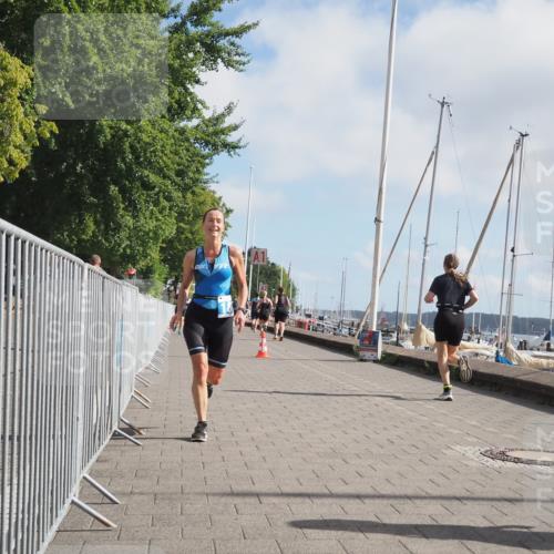 17.08.2025 - KN Förde Triathlon 2025 KatJ http://msf.ph/oto/8590509 17.08.2025 10:17:26 Laufen 103, 176, 180 meine-sportfotos.de