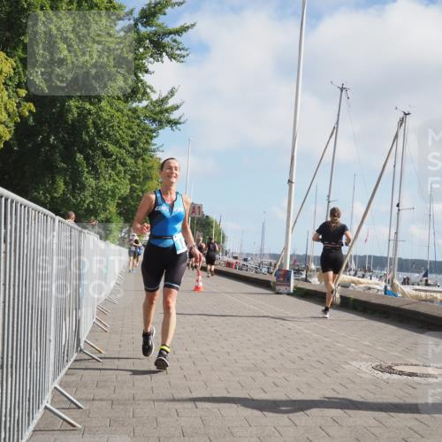 17.08.2025 - KN Förde Triathlon 2025 KatJ http://msf.ph/oto/8590520 17.08.2025 10:17:26 Laufen 103, 176, 180 meine-sportfotos.de