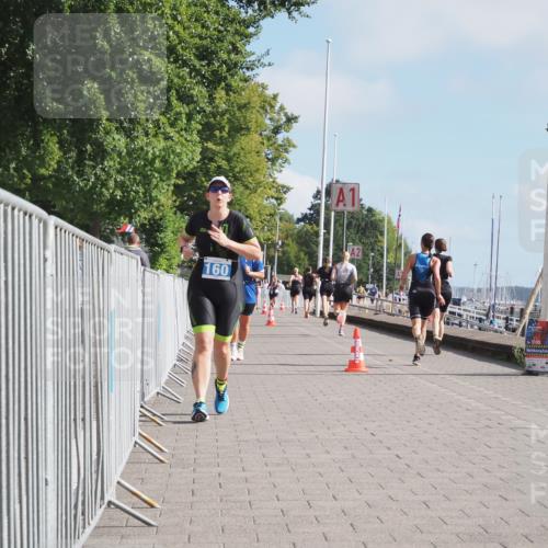 17.08.2025 - KN Förde Triathlon 2025 KatJ http://msf.ph/oto/8590588 17.08.2025 10:17:36 Laufen 102, 160, 186 meine-sportfotos.de