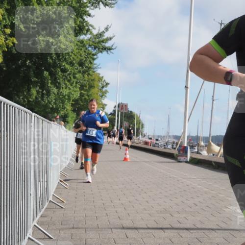 17.08.2025 - KN Förde Triathlon 2025 KatJ http://msf.ph/oto/8590651 17.08.2025 10:17:40 Laufen 102, 156, 160, 186 meine-sportfotos.de