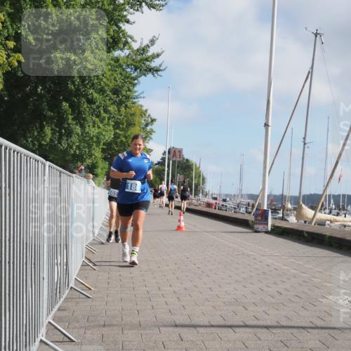 17.08.2025 - KN Förde Triathlon 2025 KatJ http://msf.ph/oto/8590659 17.08.2025 10:17:40 Laufen 102, 156, 160, 186 meine-sportfotos.de