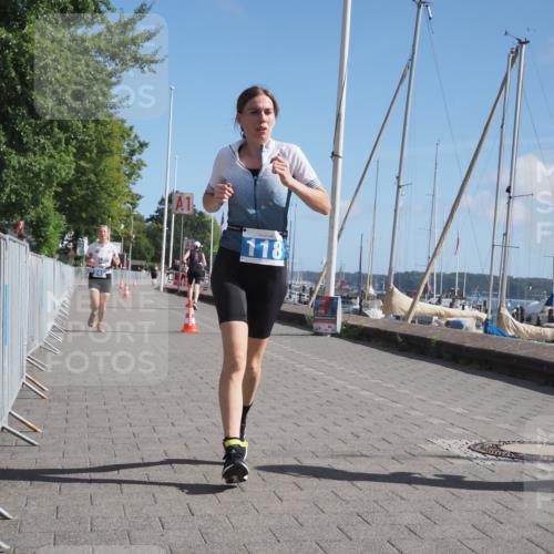 17.08.2025 - KN Förde Triathlon 2025 KatJ http://msf.ph/oto/8590698 17.08.2025 10:45:23 Laufen 118, 200, 249 meine-sportfotos.de