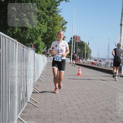 17.08.2025 - KN Förde Triathlon 2025 KatJ http://msf.ph/oto/8590740 17.08.2025 10:45:27 Laufen 249 meine-sportfotos.de
