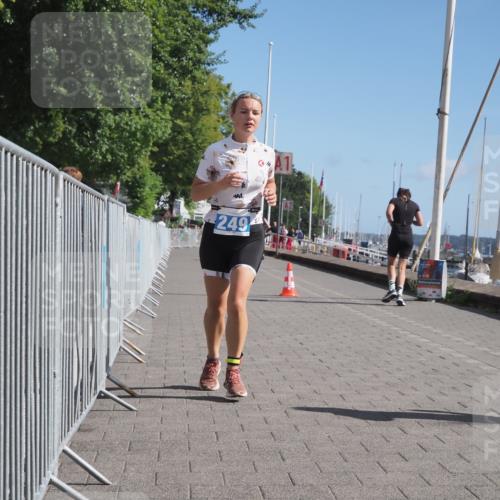 17.08.2025 - KN Förde Triathlon 2025 KatJ http://msf.ph/oto/8590765 17.08.2025 10:45:27 Laufen 249 meine-sportfotos.de