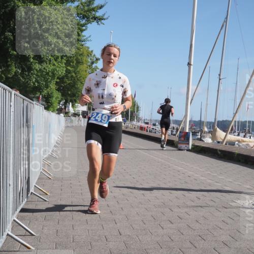 17.08.2025 - KN Förde Triathlon 2025 KatJ http://msf.ph/oto/8590787 17.08.2025 10:45:28 Laufen 249 meine-sportfotos.de