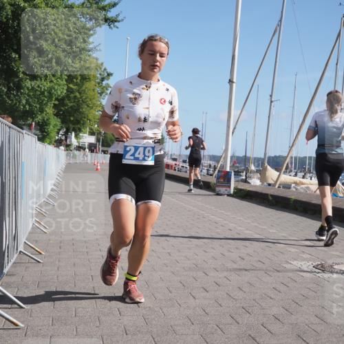 17.08.2025 - KN Förde Triathlon 2025 KatJ http://msf.ph/oto/8590805 17.08.2025 10:45:28 Laufen 249 meine-sportfotos.de