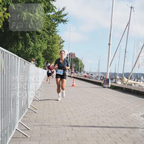 17.08.2025 - KN Förde Triathlon 2025 KatJ http://msf.ph/oto/8591145 17.08.2025 10:18:27 Laufen 155, 163, 174 meine-sportfotos.de