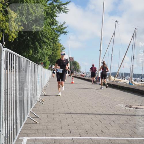 17.08.2025 - KN Förde Triathlon 2025 KatJ http://msf.ph/oto/8591372 17.08.2025 10:18:45 Laufen 136, 144 meine-sportfotos.de