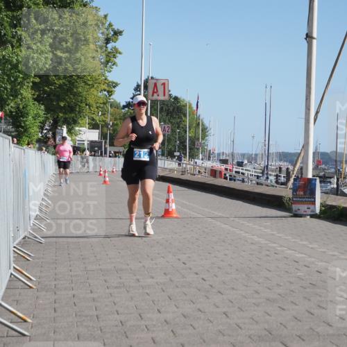 17.08.2025 - KN Förde Triathlon 2025 KatJ http://msf.ph/oto/8591389 17.08.2025 10:53:26 Laufen 213 meine-sportfotos.de