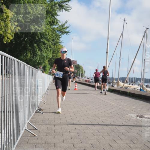 17.08.2025 - KN Förde Triathlon 2025 KatJ http://msf.ph/oto/8591395 17.08.2025 10:18:46 Laufen 136, 144 meine-sportfotos.de