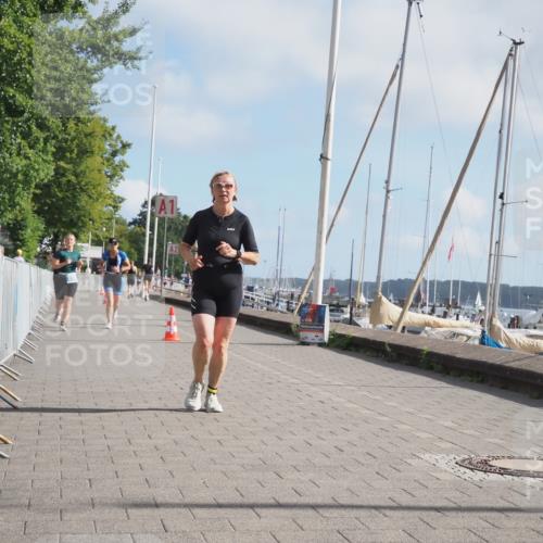 17.08.2025 - KN Förde Triathlon 2025 KatJ http://msf.ph/oto/8591459 17.08.2025 10:18:50 Laufen 109, 136, 144, 175 meine-sportfotos.de