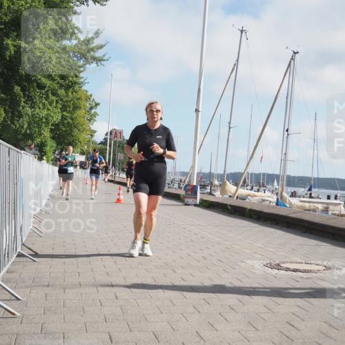 17.08.2025 - KN Förde Triathlon 2025 KatJ http://msf.ph/oto/8591487 17.08.2025 10:18:50 Laufen 109, 136, 144, 175 meine-sportfotos.de