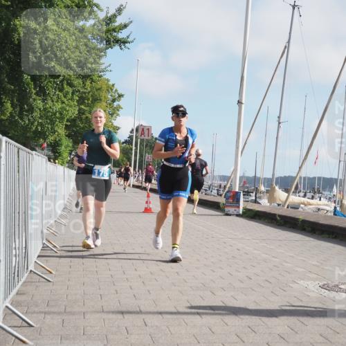 17.08.2025 - KN Förde Triathlon 2025 KatJ http://msf.ph/oto/8591569 17.08.2025 10:18:55 Laufen 109, 170, 175 meine-sportfotos.de