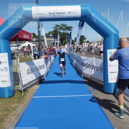 17.08.2025 - KN Förde Triathlon 2025 MichiJ http://msf.ph/oto/8591631 17.08.2025 13:51:27 Laufen 446, 473 meine-sportfotos.de