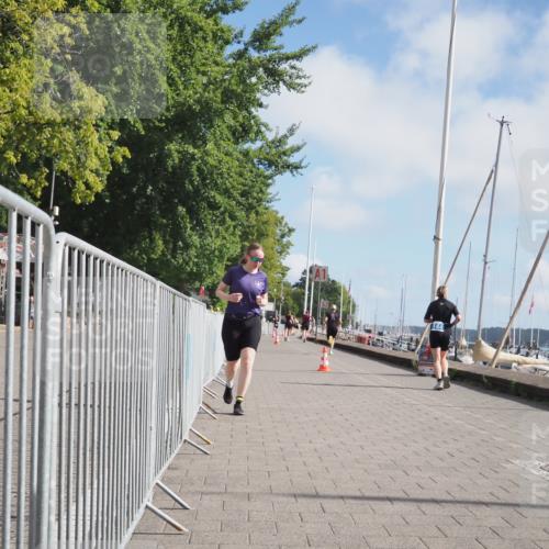 17.08.2025 - KN Förde Triathlon 2025 KatJ http://msf.ph/oto/8591634 17.08.2025 10:18:59 Laufen 109, 170, 175 meine-sportfotos.de