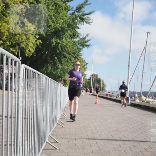 17.08.2025 - KN Förde Triathlon 2025 KatJ http://msf.ph/oto/8591659 17.08.2025 10:18:59 Laufen 109, 170, 175 meine-sportfotos.de