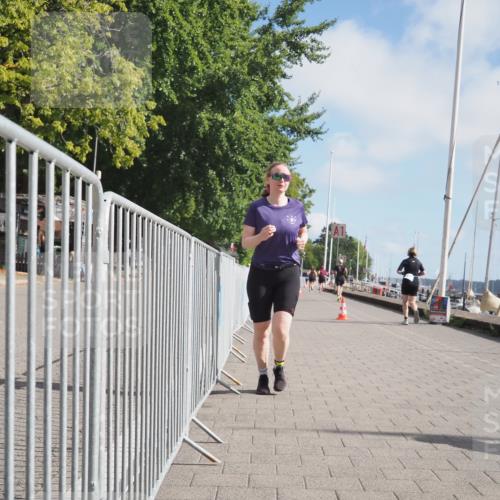 17.08.2025 - KN Förde Triathlon 2025 KatJ http://msf.ph/oto/8591682 17.08.2025 10:19:00 Laufen 170, 175 meine-sportfotos.de