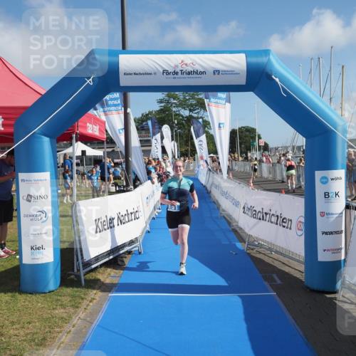 17.08.2025 - KN Förde Triathlon 2025 MichiJ http://msf.ph/oto/8591707 17.08.2025 10:34:07 Laufen 151 meine-sportfotos.de
