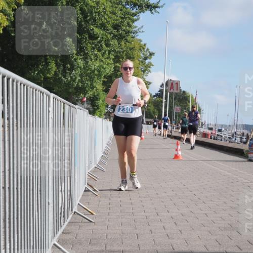 17.08.2025 - KN Förde Triathlon 2025 KatJ http://msf.ph/oto/8591742 17.08.2025 10:19:15 Laufen 230 meine-sportfotos.de
