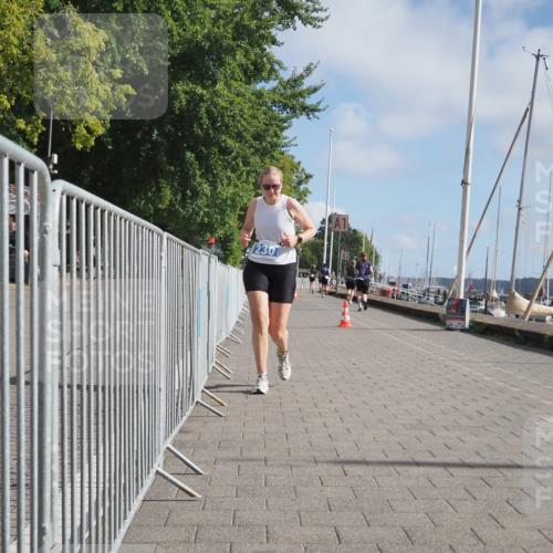 17.08.2025 - KN Förde Triathlon 2025 KatJ http://msf.ph/oto/8591755 17.08.2025 10:19:15 Laufen 230 meine-sportfotos.de