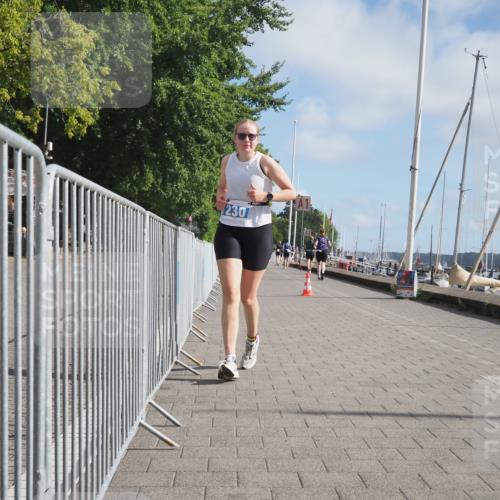 17.08.2025 - KN Förde Triathlon 2025 KatJ http://msf.ph/oto/8591780 17.08.2025 10:19:16 Laufen 230 meine-sportfotos.de