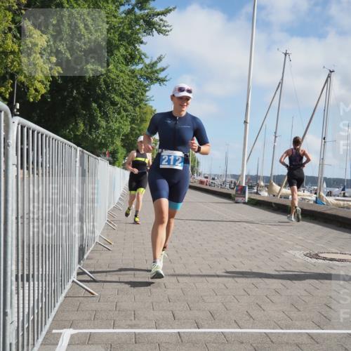 17.08.2025 - KN Förde Triathlon 2025 KatJ http://msf.ph/oto/8592023 17.08.2025 10:19:36 Laufen 205, 212, 243 meine-sportfotos.de