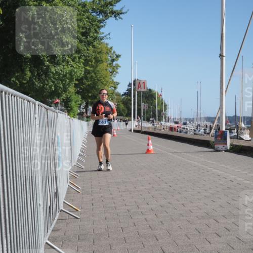 17.08.2025 - KN Förde Triathlon 2025 KatJ http://msf.ph/oto/8592024 17.08.2025 10:58:15 Laufen 231 meine-sportfotos.de