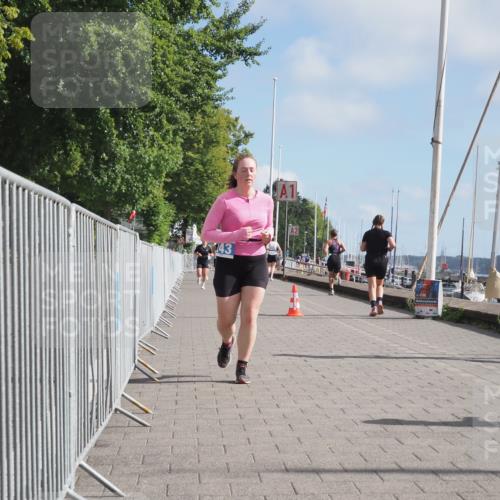 17.08.2025 - KN Förde Triathlon 2025 KatJ http://msf.ph/oto/8592131 17.08.2025 10:19:42 Laufen 243 meine-sportfotos.de