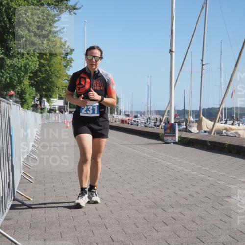 17.08.2025 - KN Förde Triathlon 2025 KatJ http://msf.ph/oto/8592188 17.08.2025 10:58:19 Laufen 231 meine-sportfotos.de