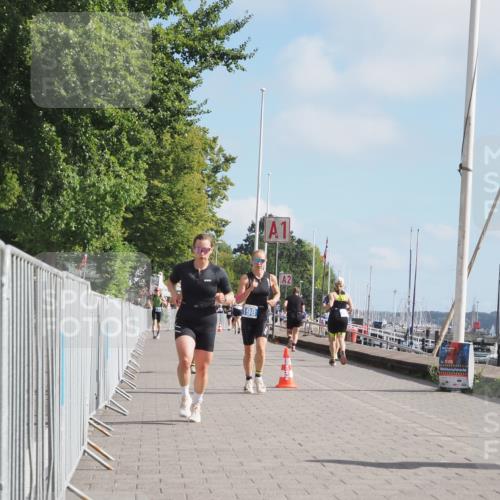 17.08.2025 - KN Förde Triathlon 2025 KatJ http://msf.ph/oto/8592206 17.08.2025 10:19:49 Laufen 198, 201, 228 meine-sportfotos.de