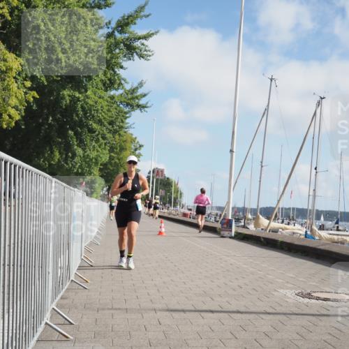 17.08.2025 - KN Förde Triathlon 2025 KatJ http://msf.ph/oto/8592354 17.08.2025 10:19:55 Laufen 198, 201, 228 meine-sportfotos.de