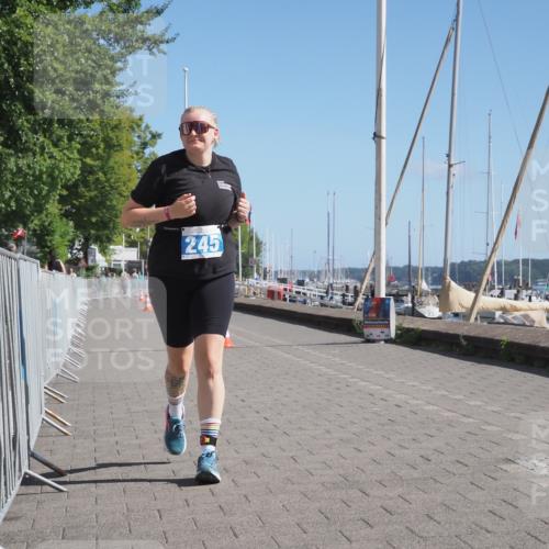 17.08.2025 - KN Förde Triathlon 2025 KatJ http://msf.ph/oto/8592383 17.08.2025 10:59:06 Laufen 245 meine-sportfotos.de
