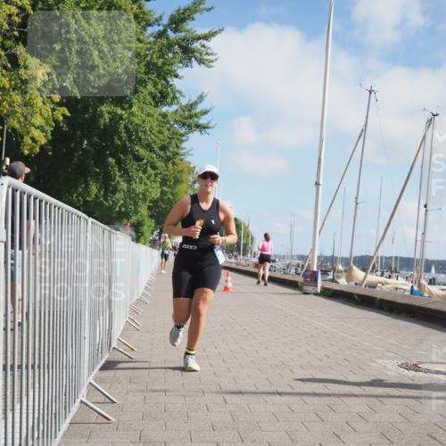 17.08.2025 - KN Förde Triathlon 2025 KatJ http://msf.ph/oto/8592384 17.08.2025 10:19:56 Laufen 198, 201 meine-sportfotos.de