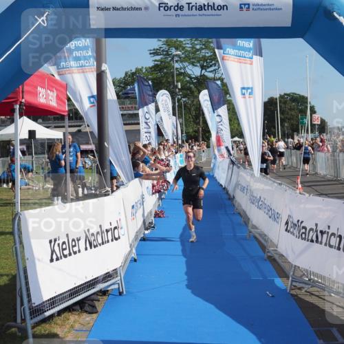 17.08.2025 - KN Förde Triathlon 2025 MichiJ http://msf.ph/oto/8592454 17.08.2025 10:35:15 Laufen 228, 241 meine-sportfotos.de