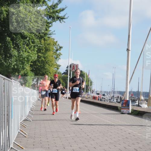 17.08.2025 - KN Förde Triathlon 2025 KatJ http://msf.ph/oto/8592572 17.08.2025 10:20:14 Laufen 110, 117, 235, 241 meine-sportfotos.de