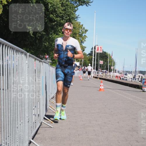 17.08.2025 - KN Förde Triathlon 2025 KatJ http://msf.ph/oto/8592607 17.08.2025 13:38:24 Laufen 416, 459, 490 meine-sportfotos.de