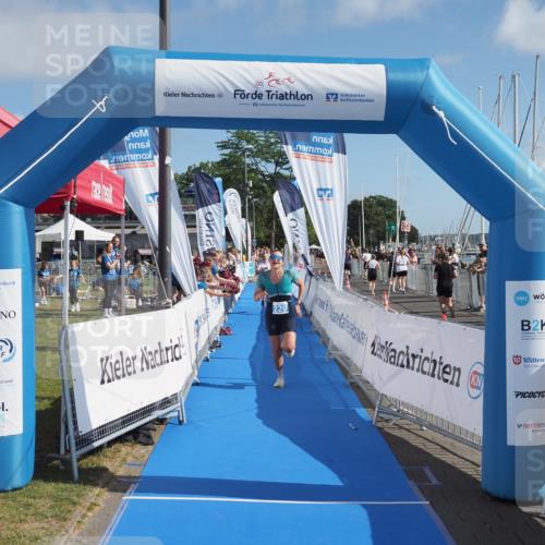 17.08.2025 - KN Förde Triathlon 2025 MichiJ http://msf.ph/oto/8592667 17.08.2025 10:35:33 Laufen 220, 224 meine-sportfotos.de