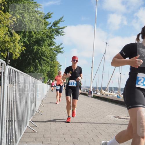 17.08.2025 - KN Förde Triathlon 2025 KatJ http://msf.ph/oto/8592702 17.08.2025 10:20:18 Laufen 110, 117, 235, 241 meine-sportfotos.de