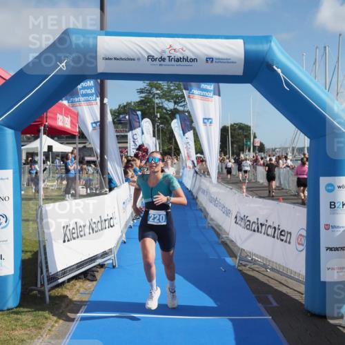 17.08.2025 - KN Förde Triathlon 2025 MichiJ http://msf.ph/oto/8592713 17.08.2025 10:35:35 Laufen 220, 224 meine-sportfotos.de