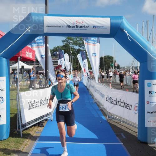 17.08.2025 - KN Förde Triathlon 2025 MichiJ http://msf.ph/oto/8592722 17.08.2025 10:35:35 Laufen 220, 224 meine-sportfotos.de