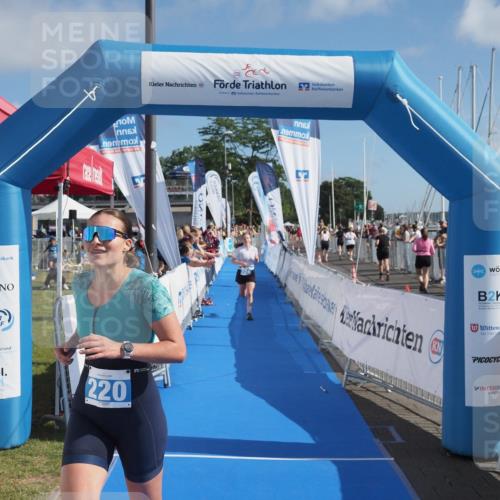 17.08.2025 - KN Förde Triathlon 2025 MichiJ http://msf.ph/oto/8592732 17.08.2025 10:35:35 Laufen 220, 224 meine-sportfotos.de