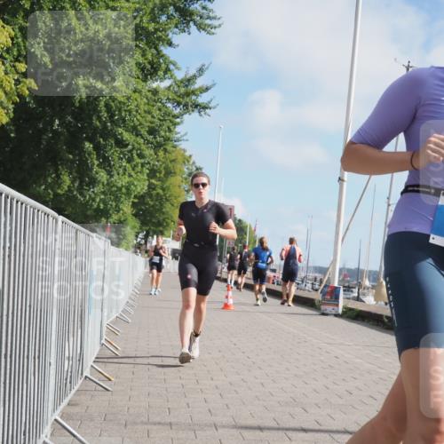 17.08.2025 - KN Förde Triathlon 2025 KatJ http://msf.ph/oto/8592945 17.08.2025 10:20:32 Laufen 106, 135, 185, 192 meine-sportfotos.de