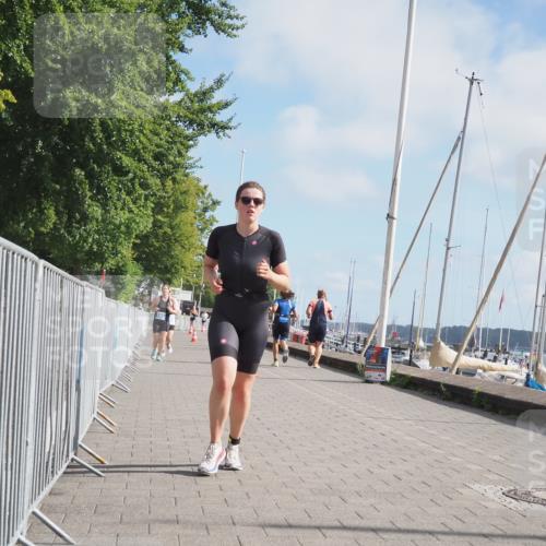 17.08.2025 - KN Förde Triathlon 2025 KatJ http://msf.ph/oto/8592973 17.08.2025 10:20:33 Laufen 106, 139, 185, 192 meine-sportfotos.de