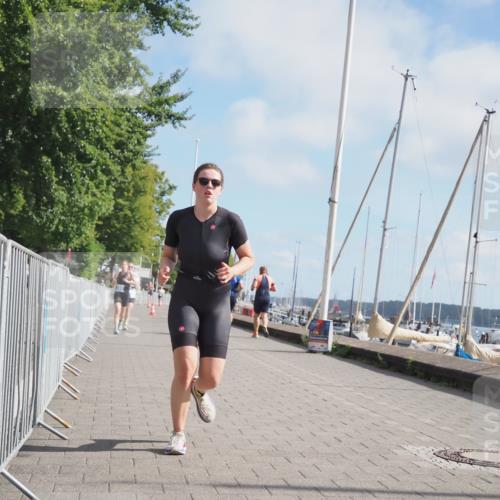 17.08.2025 - KN Förde Triathlon 2025 KatJ http://msf.ph/oto/8592983 17.08.2025 10:20:33 Laufen 106, 139, 185, 192 meine-sportfotos.de