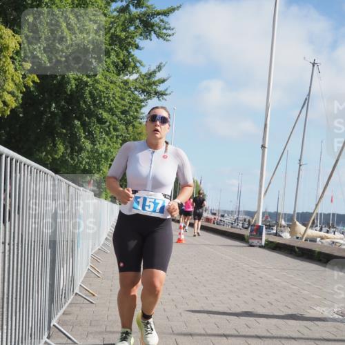 17.08.2025 - KN Förde Triathlon 2025 KatJ http://msf.ph/oto/8593122 17.08.2025 10:20:44 Laufen 139, 140, 157, 240 meine-sportfotos.de