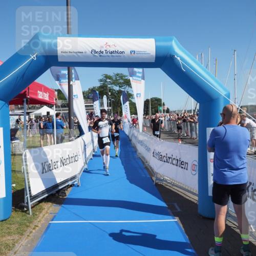 17.08.2025 - KN Förde Triathlon 2025 MichiJ http://msf.ph/oto/8593150 17.08.2025 12:00:14 Laufen 267, 269 meine-sportfotos.de