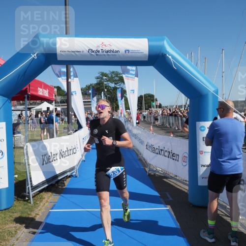 17.08.2025 - KN Förde Triathlon 2025 MichiJ http://msf.ph/oto/8593291 17.08.2025 12:00:17 Laufen 267, 269 meine-sportfotos.de