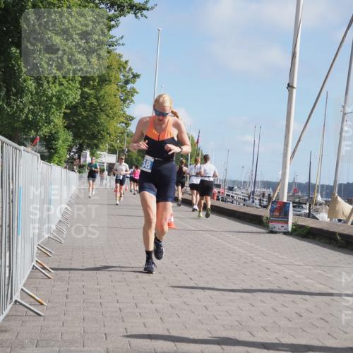 17.08.2025 - KN Förde Triathlon 2025 KatJ http://msf.ph/oto/8593333 17.08.2025 10:20:55 Laufen 140, 158 meine-sportfotos.de